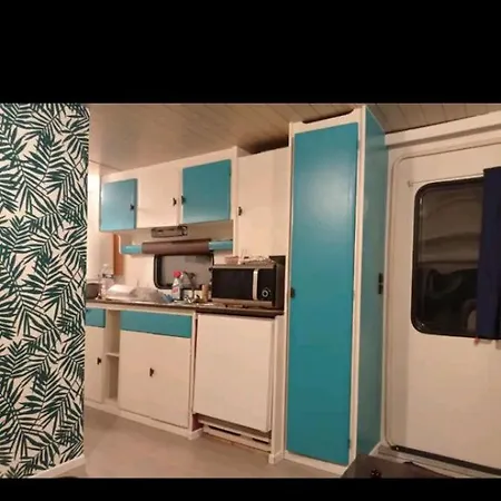 Mobil-home A La Campagne *